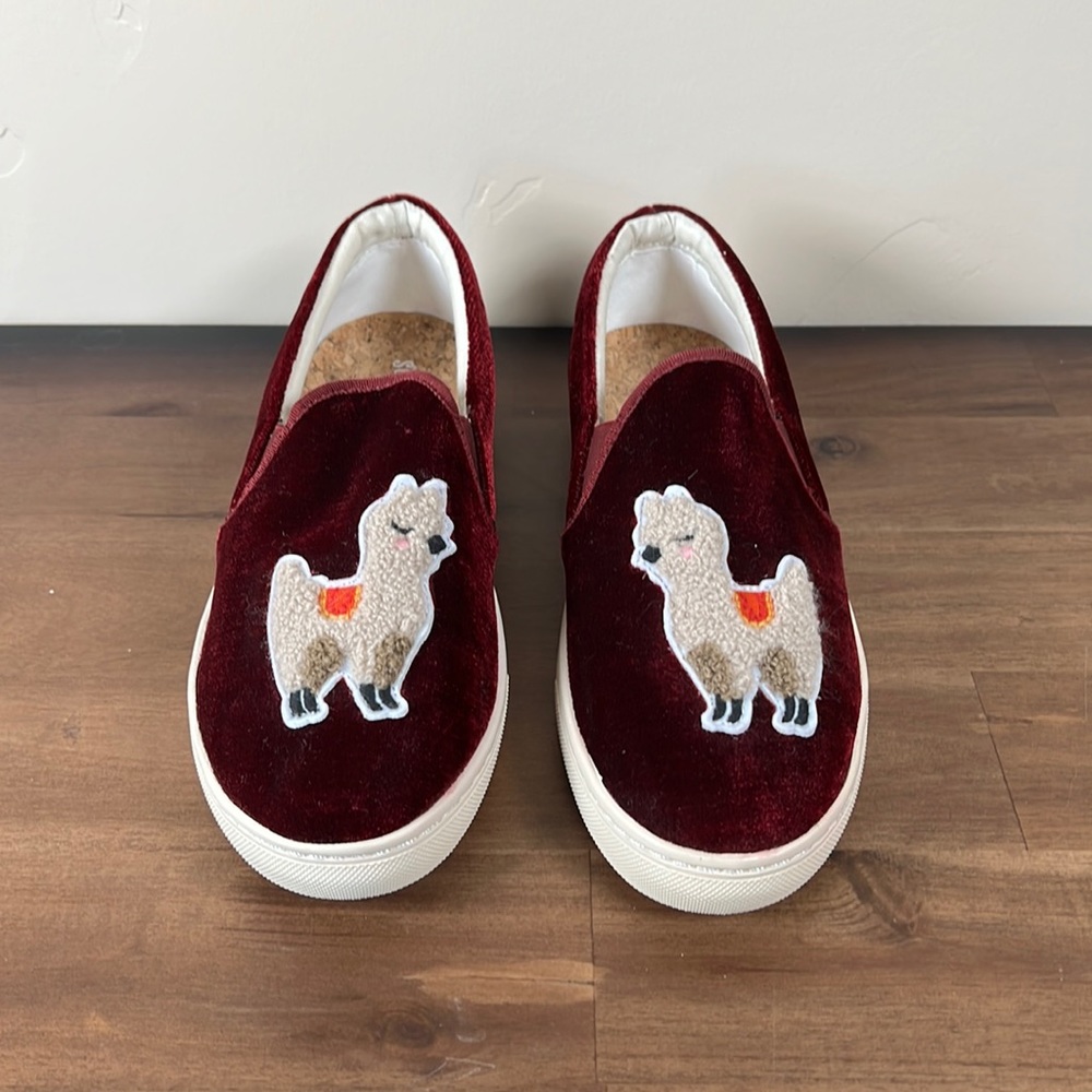 Soludos Velvet Llama Sneaker